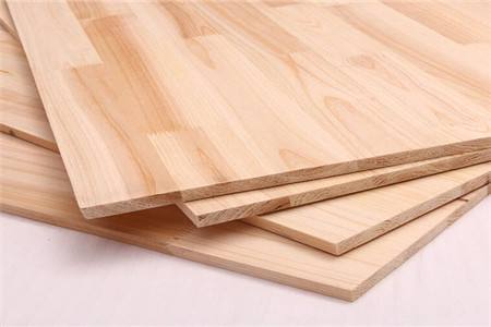 三層指接板全解析：優(yōu)點(diǎn)缺點(diǎn)一網(wǎng)打盡