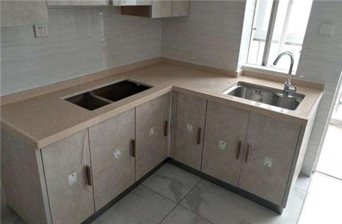 人造石英石選購指南及價(jià)格高低全解析